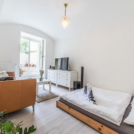 Quiet Apartment In The City Center With Own Terrace Praga Esterno foto